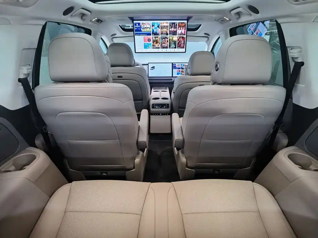 Li Auto i8 2025 — фото 7