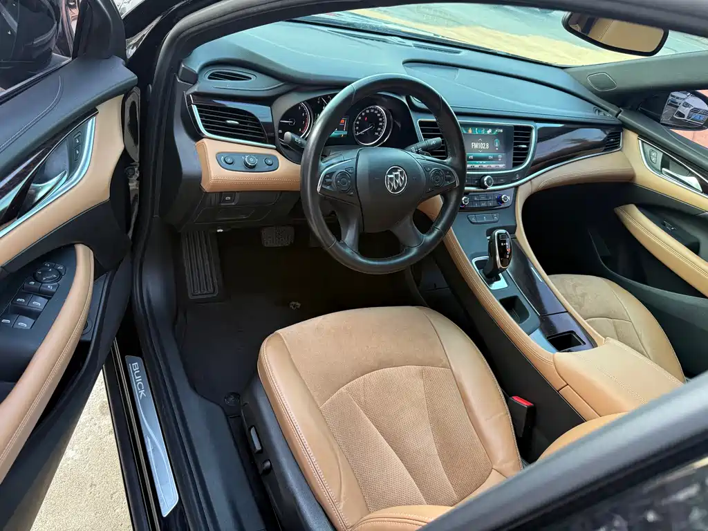Buick LaCrosse 2018 — фото 2