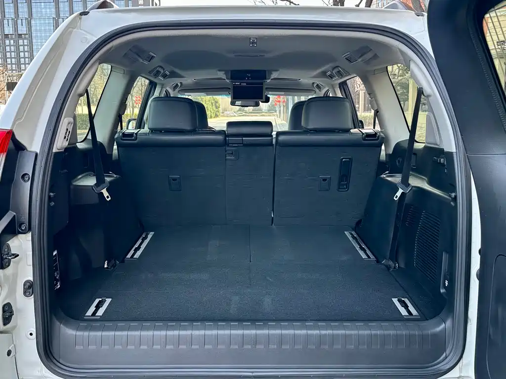 Toyota Prado 2017 — фото 16