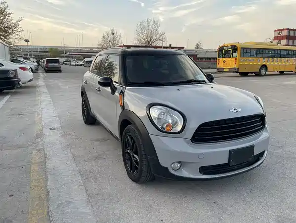 MINI Countryman 2014