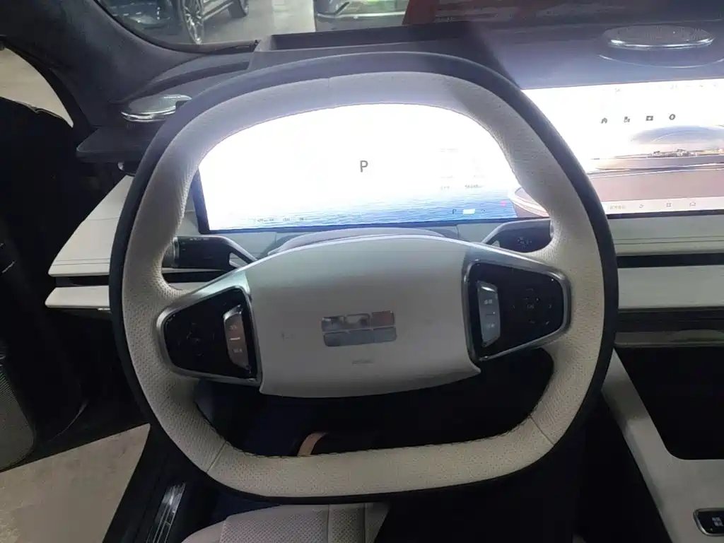 Geely Galaxy E8 2024 — фото 11