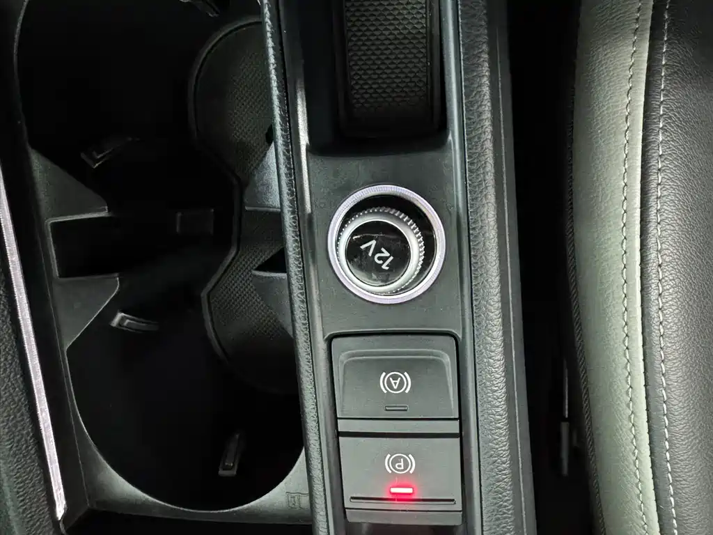 Audi Q3 2023 — фото 13