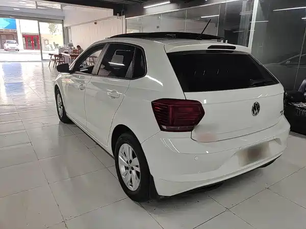 Volkswagen Polo 2021