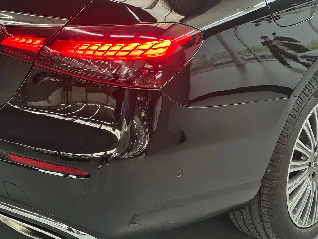 Mercedes-Benz E-Class 2023