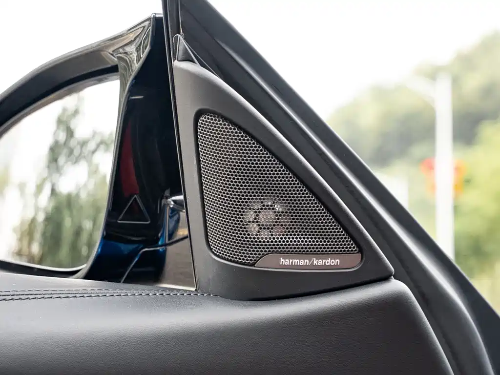 BMW M4 2019 — фото 13