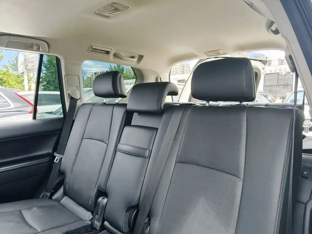 Toyota Prado 2019 — фото 19