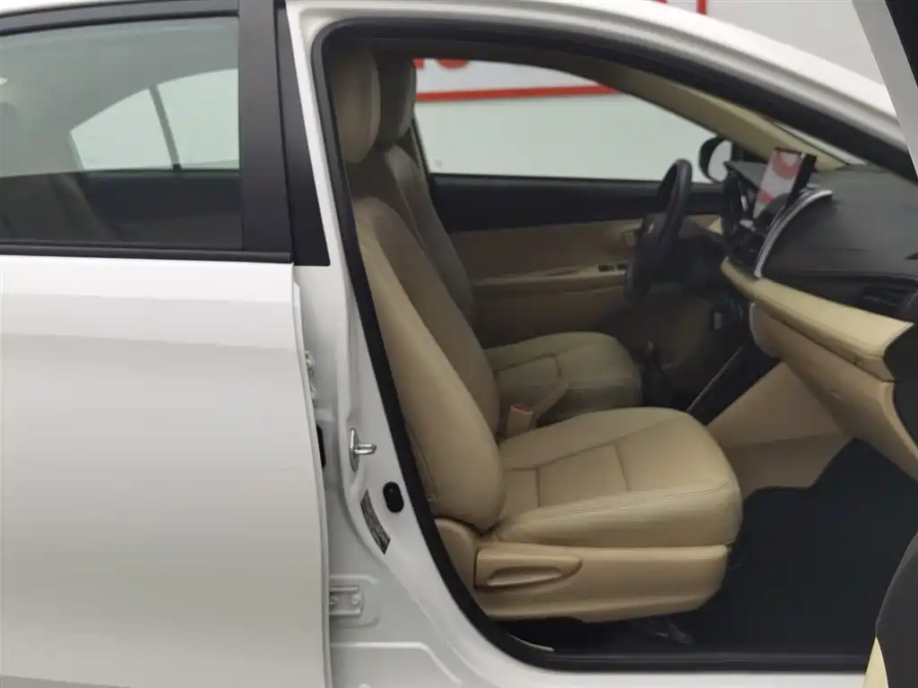 Toyota Vios 2016 — фото 23