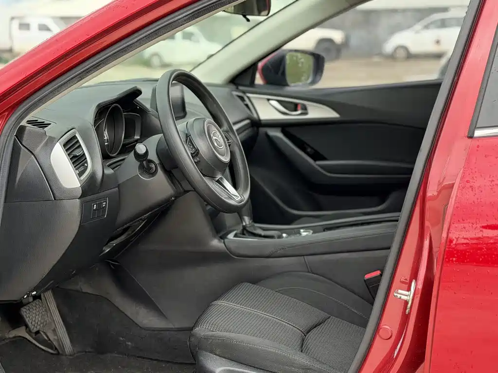 Mazda 3 Angkesela 2020
