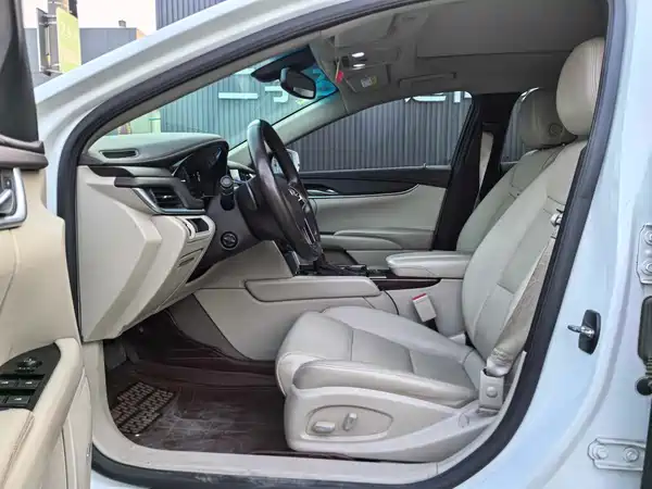 Cadillac XTS 2016