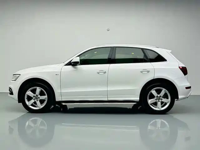 Audi Q5 2018 — фото 15