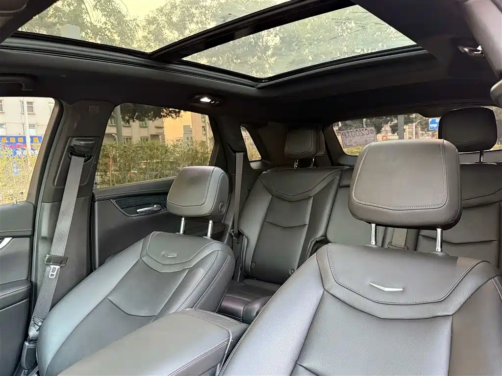 Cadillac XT5 2022 — фото 18