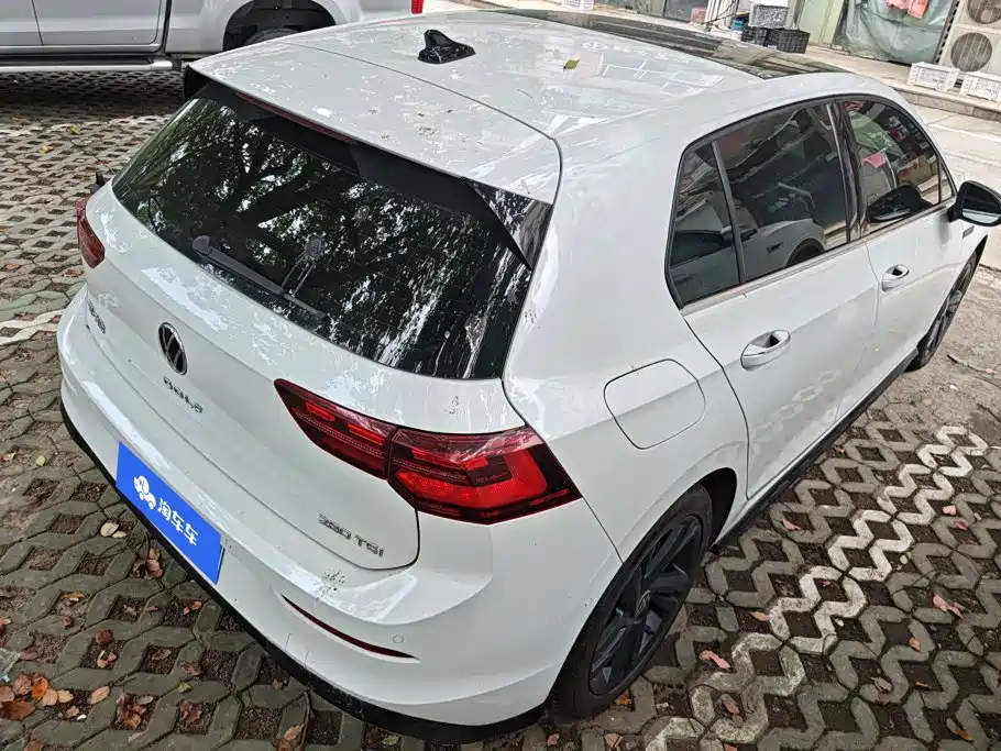 Volkswagen Golf 2023