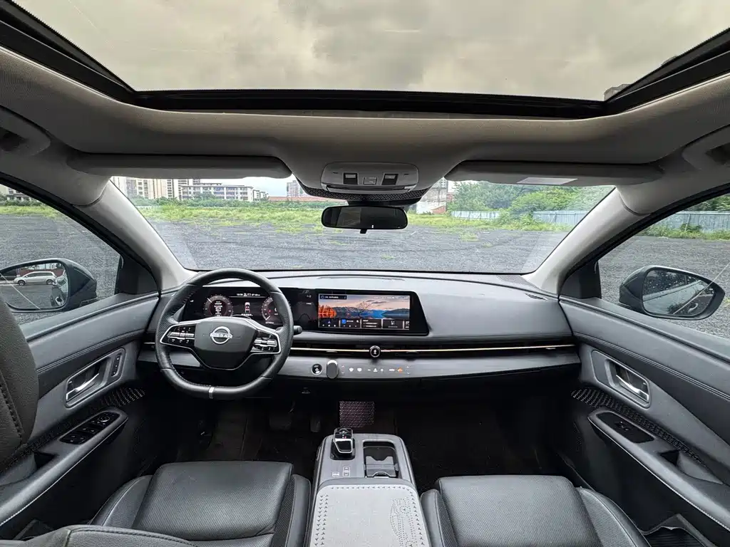 Nissan ARIYA 2024