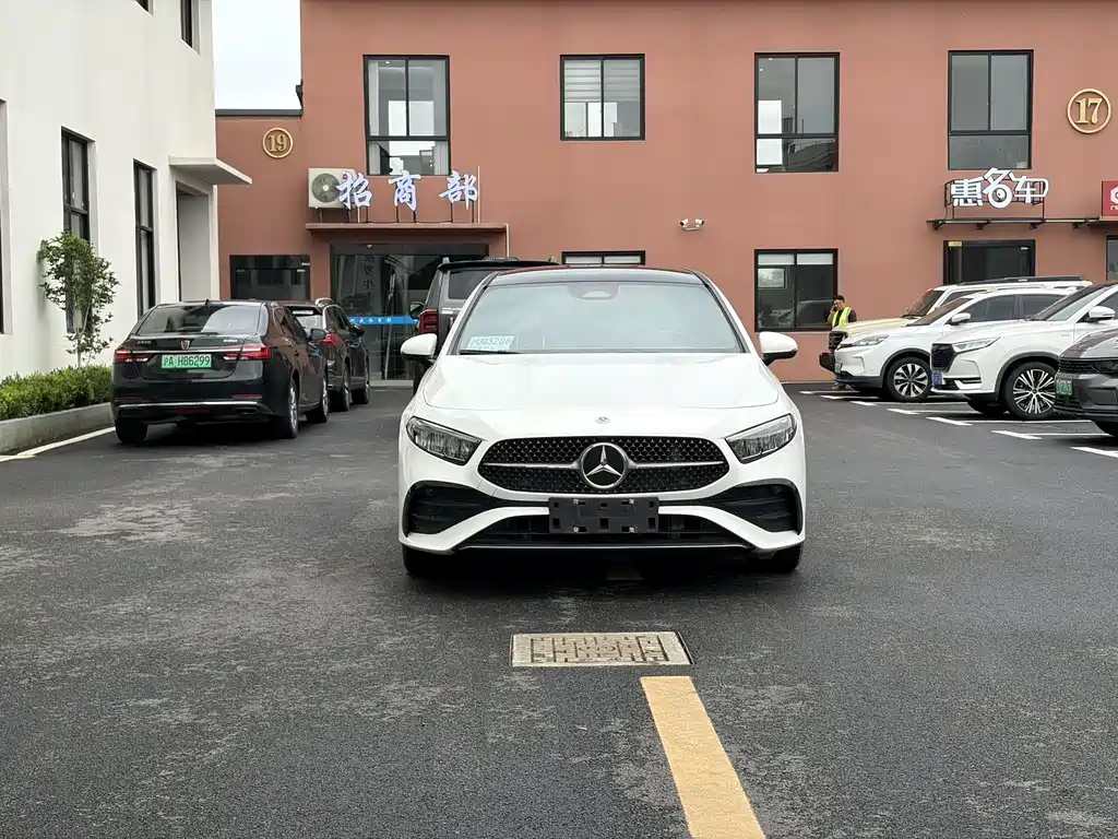 Mercedes-Benz A-Class 2023