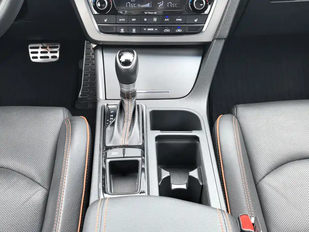 Hyundai Sonata 2015 — фото 15