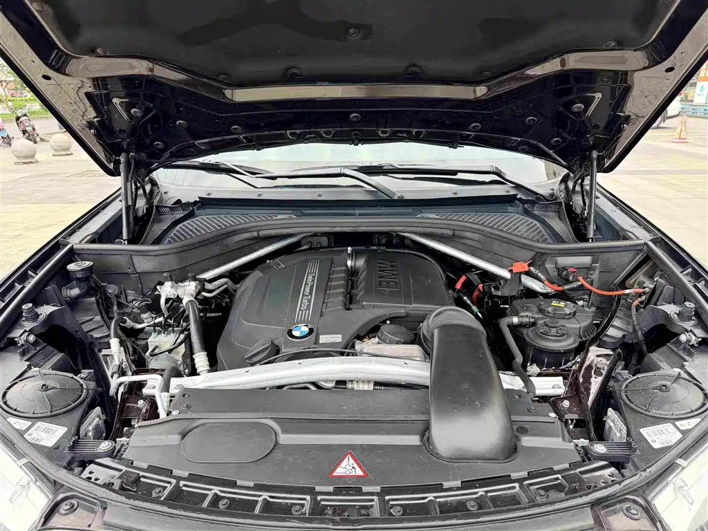 BMW X5 2014 — фото 19