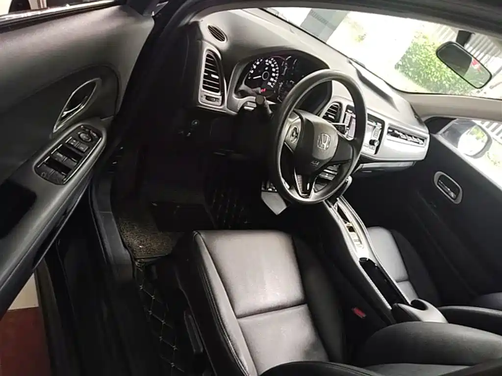 Honda Vezel 2017 — фото 16