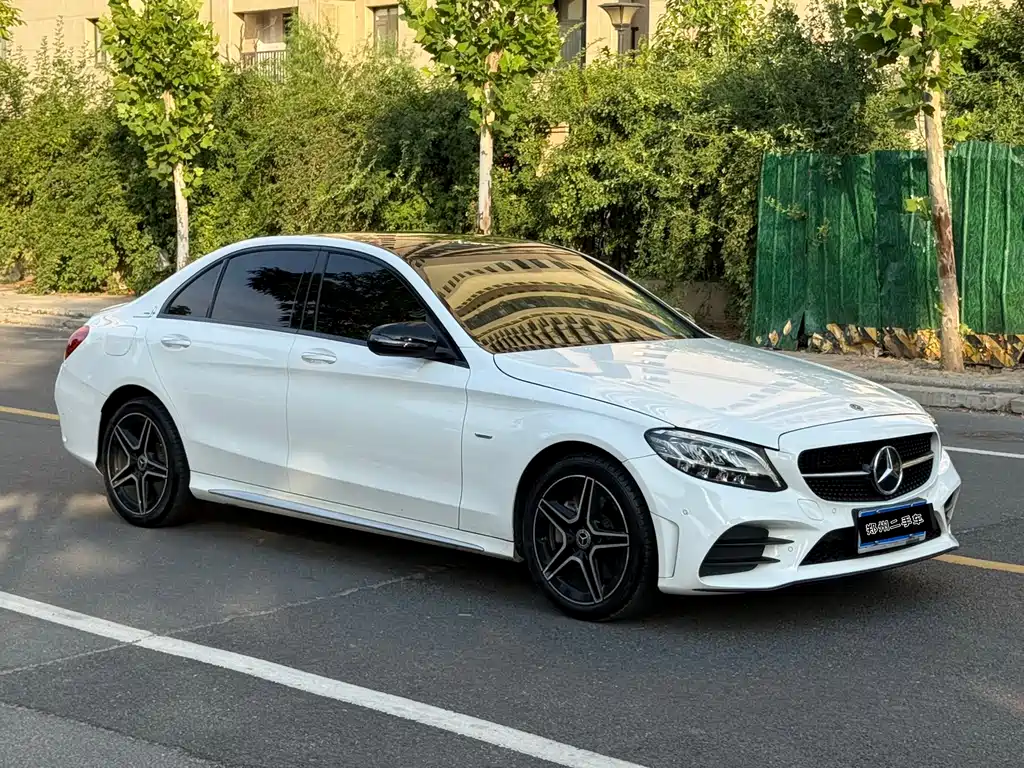 Mercedes-Benz C-Class 2020
