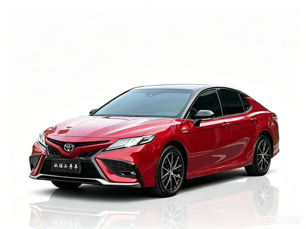 Toyota Camry 2023 — фото 1