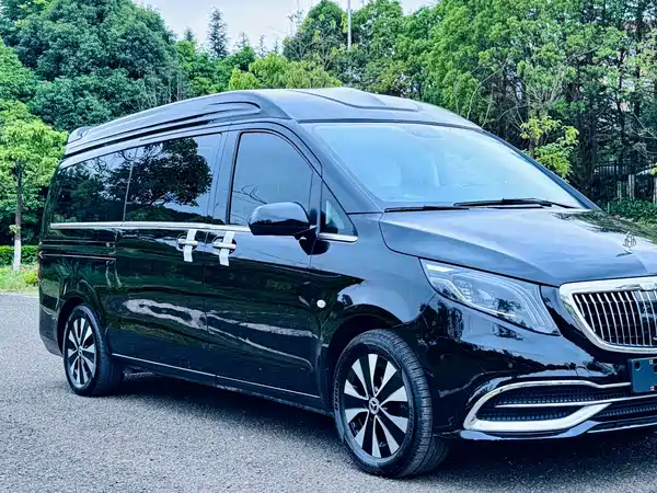 Mercedes-Benz Vito 2023