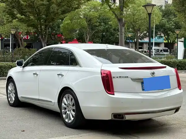 Cadillac XTS 2015