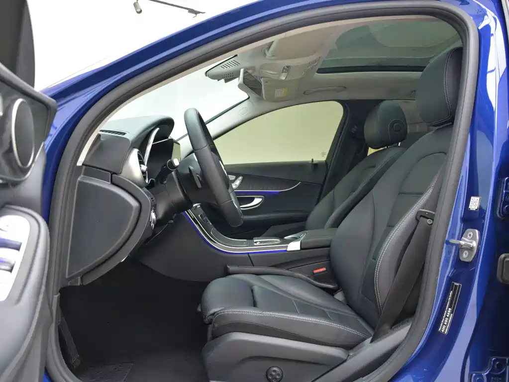 Mercedes-Benz C-Class 2020