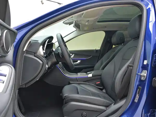 Mercedes-Benz C-Class 2020