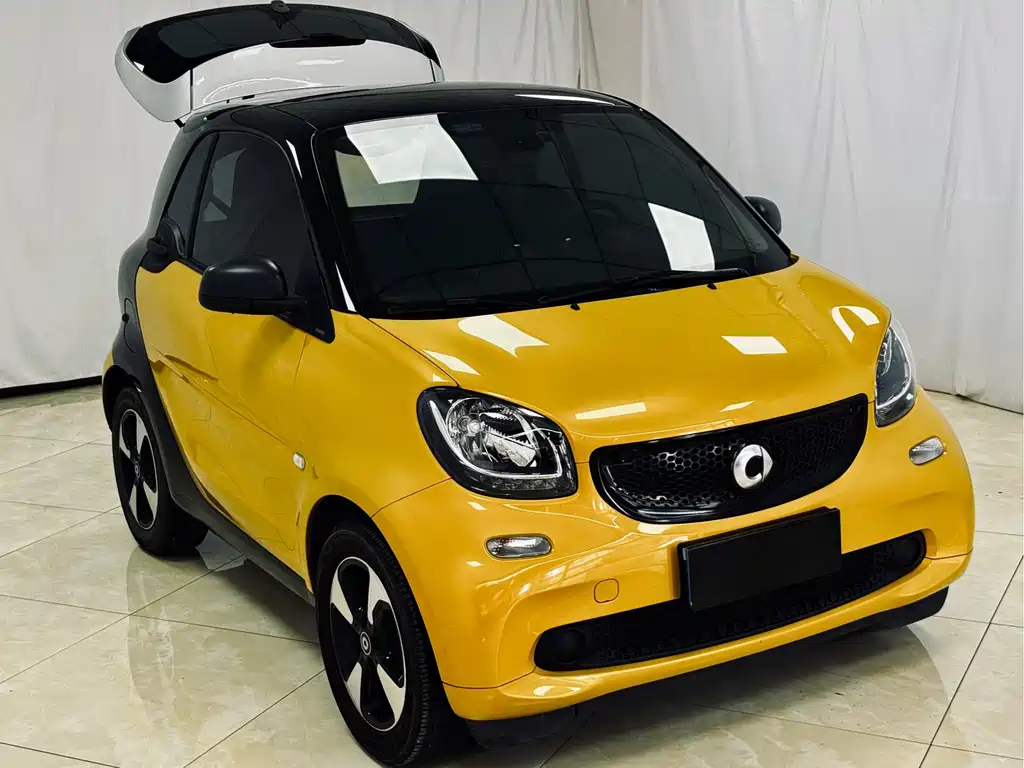 smart fortwo 2018 — фото 1