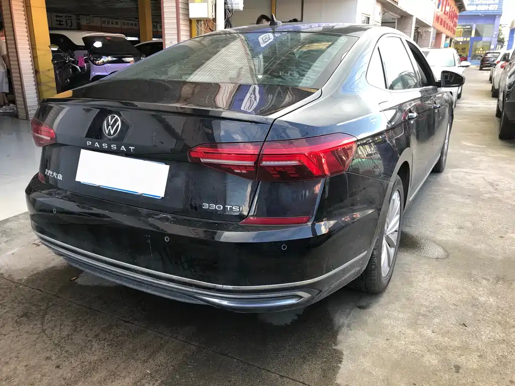 Volkswagen Passat 2021