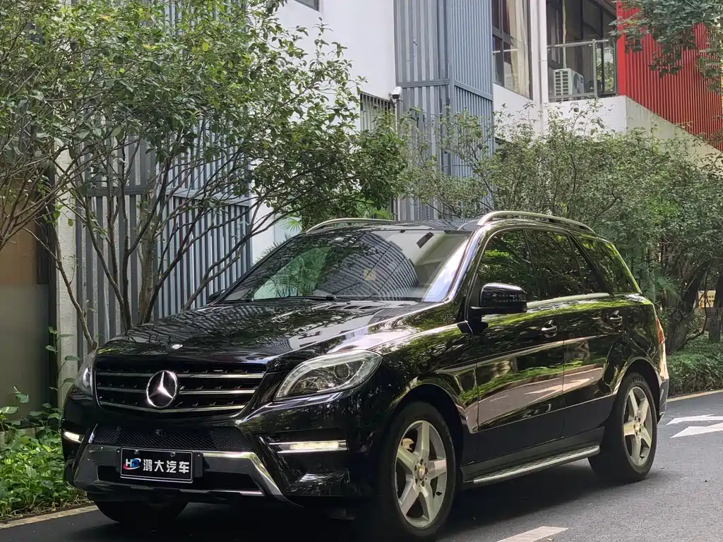 Mercedes-Benz M-Class 2015 — фото 1