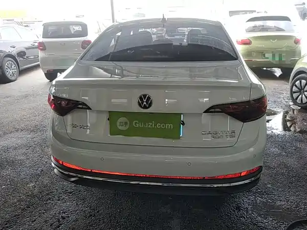 Volkswagen Sagitar 2024