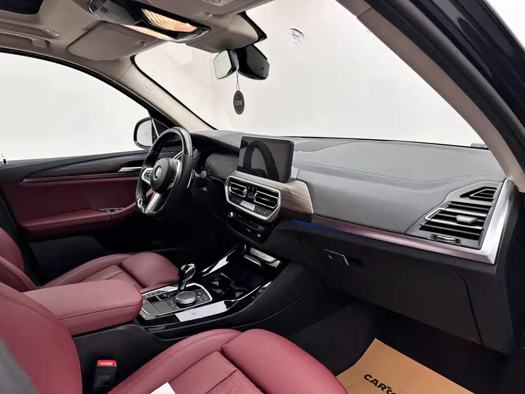 BMW X3 2022 — фото 11
