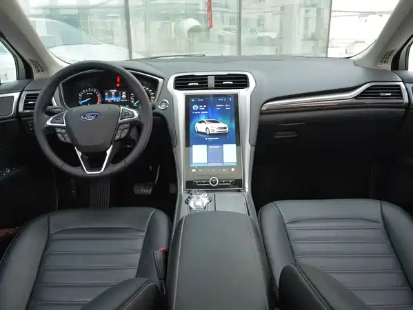 Ford Mondeo 2021