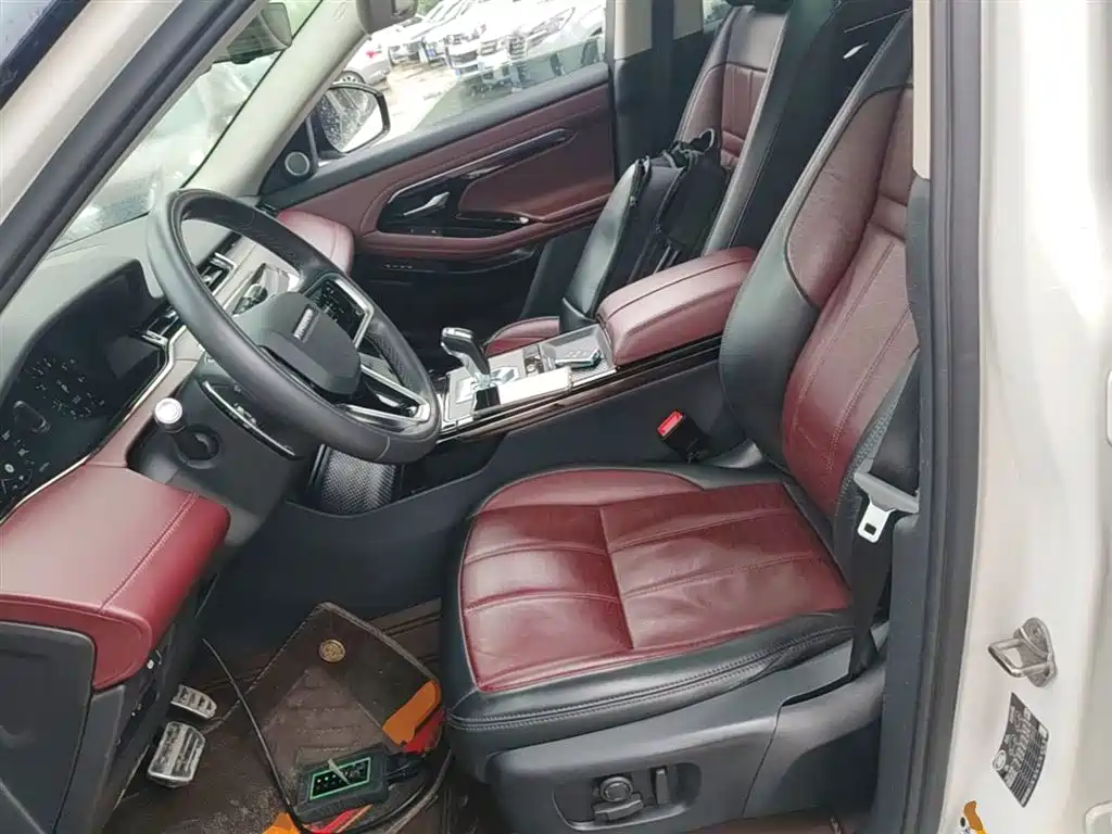 Land Rover Evoque 2022 — фото 15