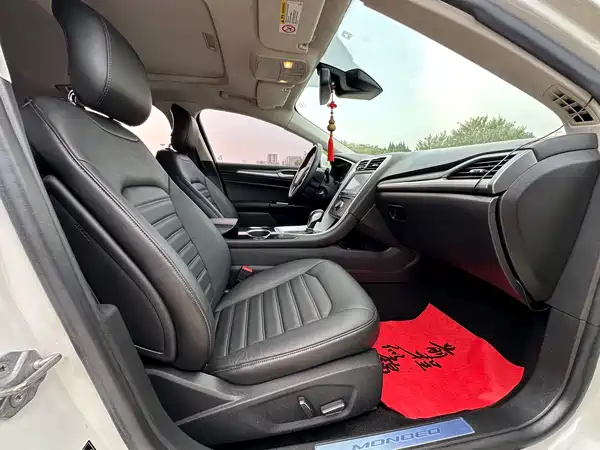 Ford Mondeo 2015