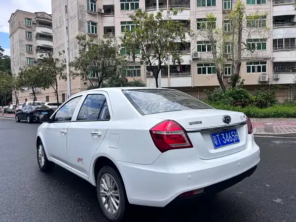 Geely King Kong 2016