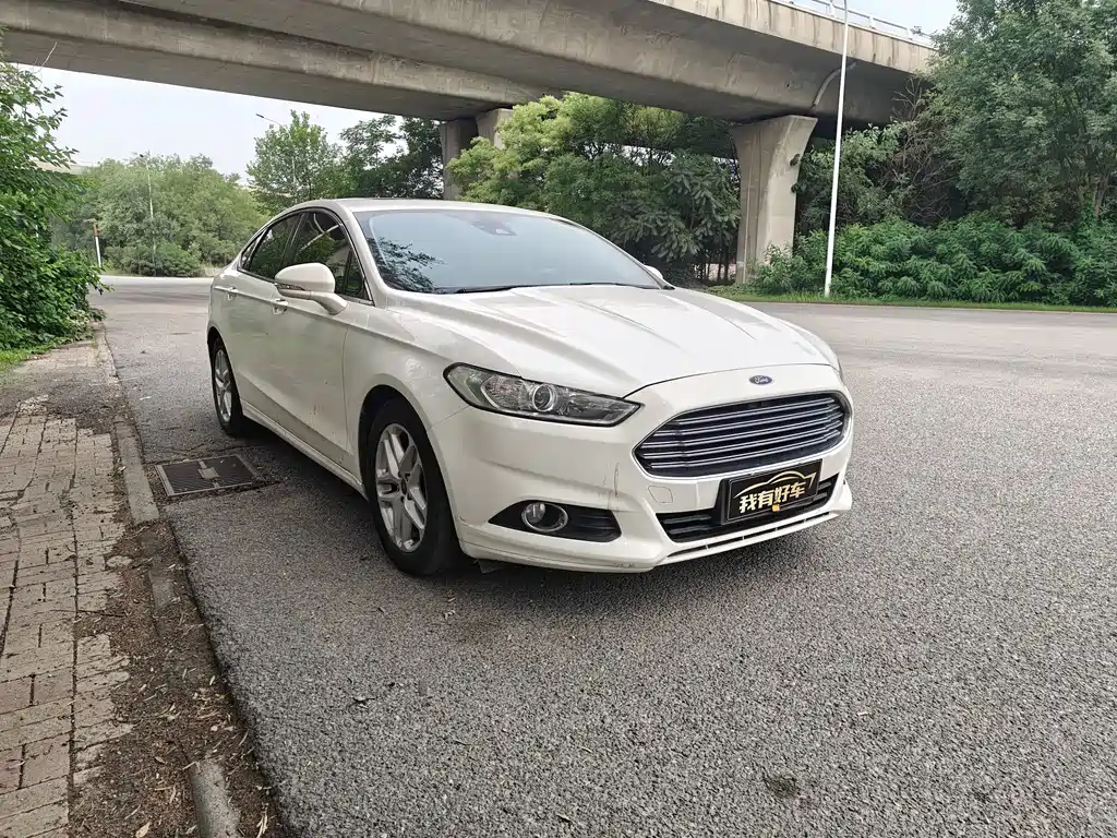 Ford Mondeo 2014 — фото 3