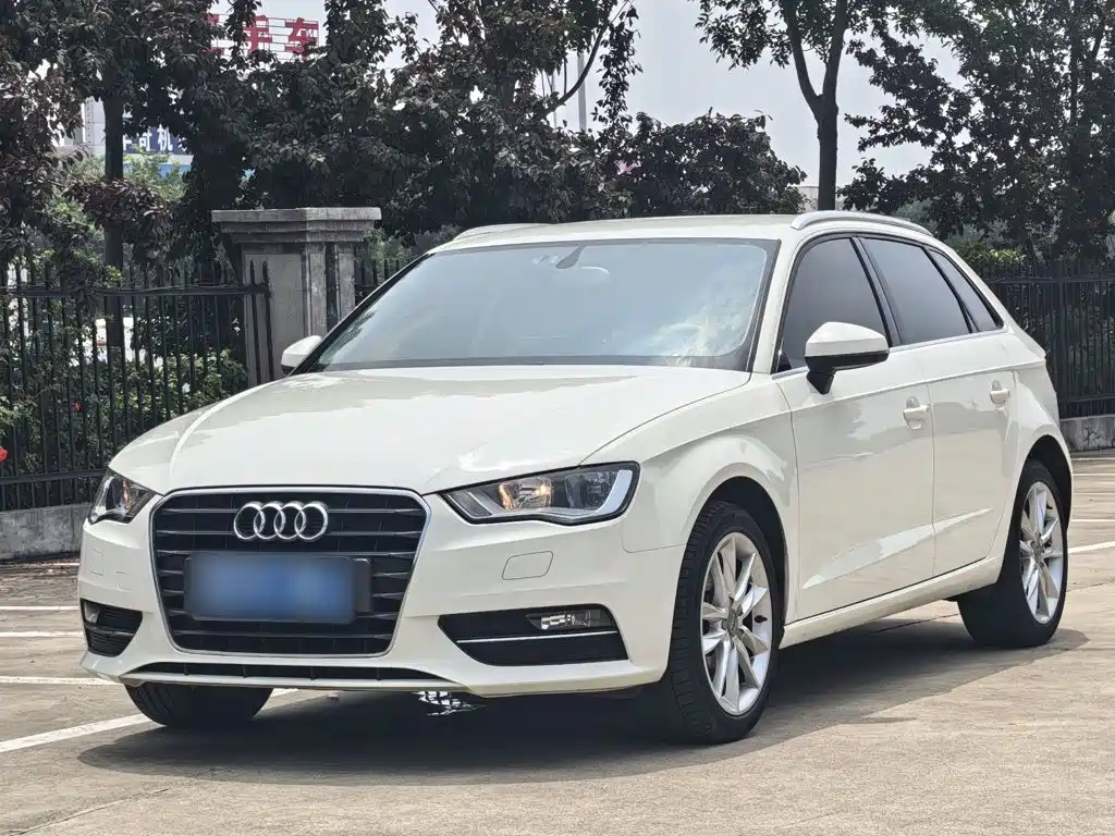 Audi A3 2015 — фото 2