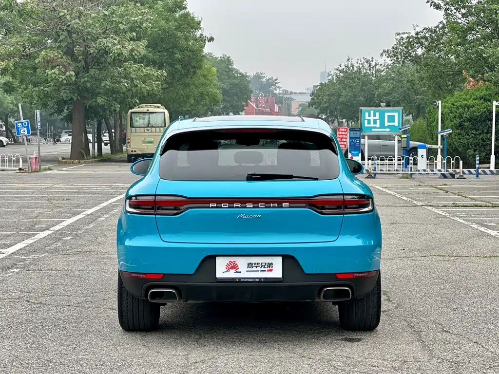 Porsche Macan 2019 — фото 10