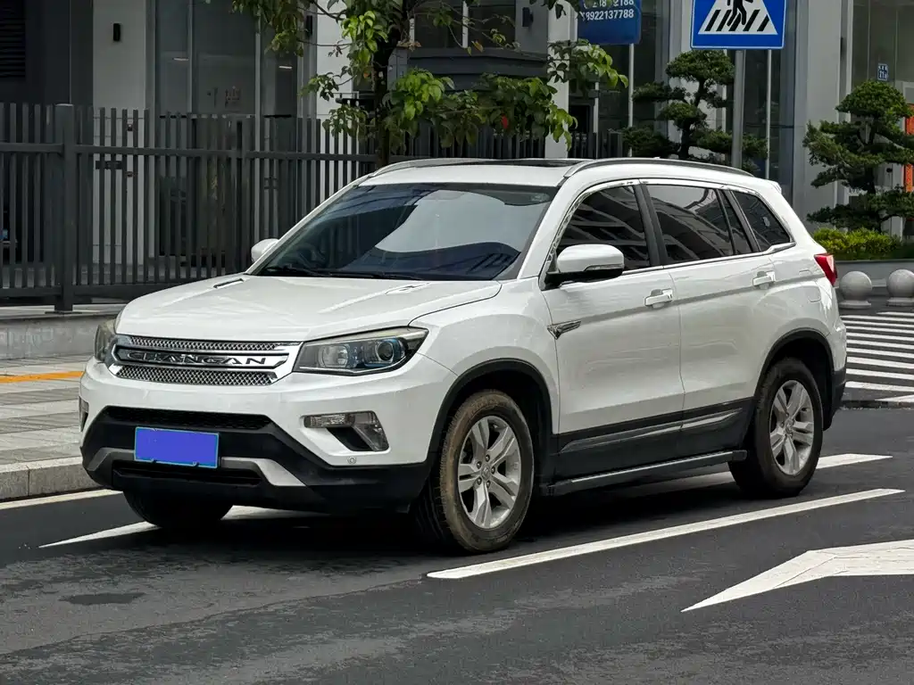 Changan CS75 2016 — фото 1