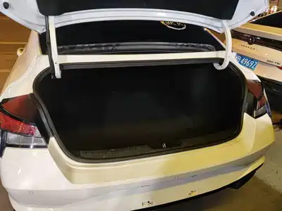 Hyundai Elantra 2021