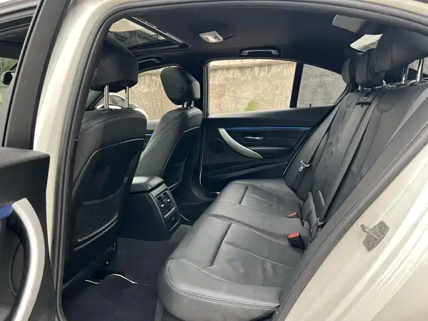 BMW 3 Series 2018