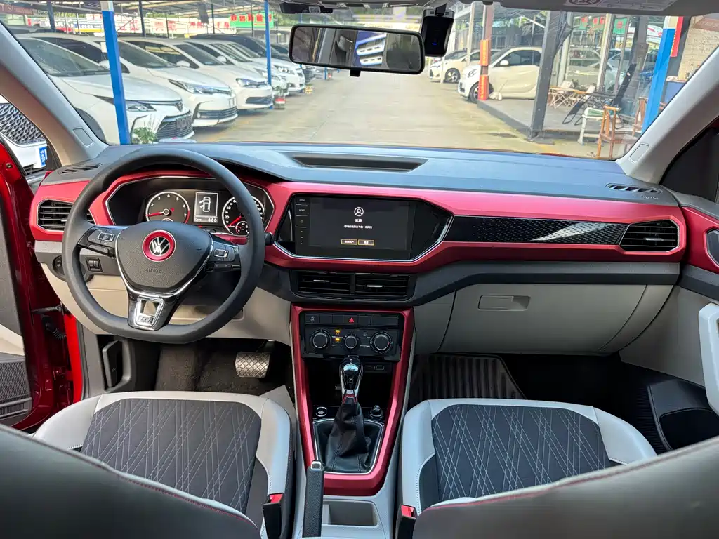 Volkswagen T-Cross 2021