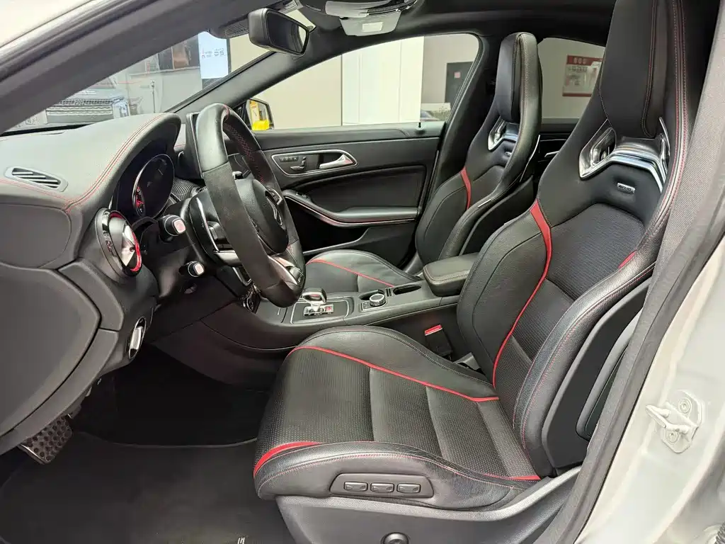 Mercedes-Benz CLA AMG 2017 — фото 8