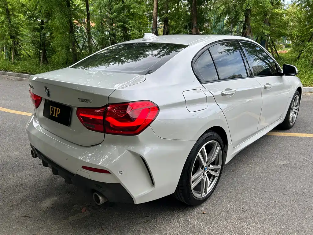 BMW 1 Series 2020