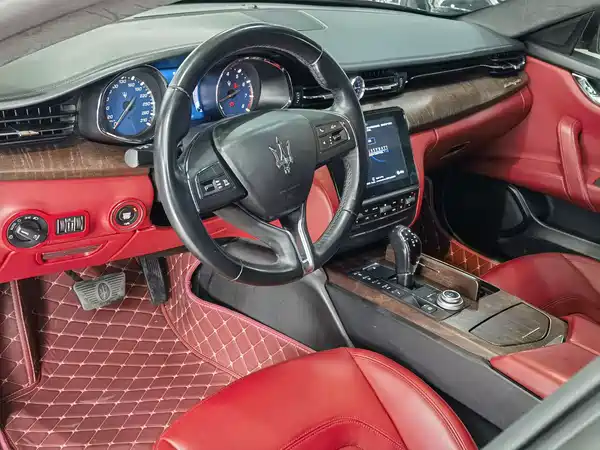 Maserati Quattroporte 2017