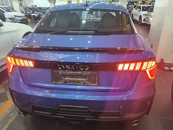 Lynk & Co 03 2020