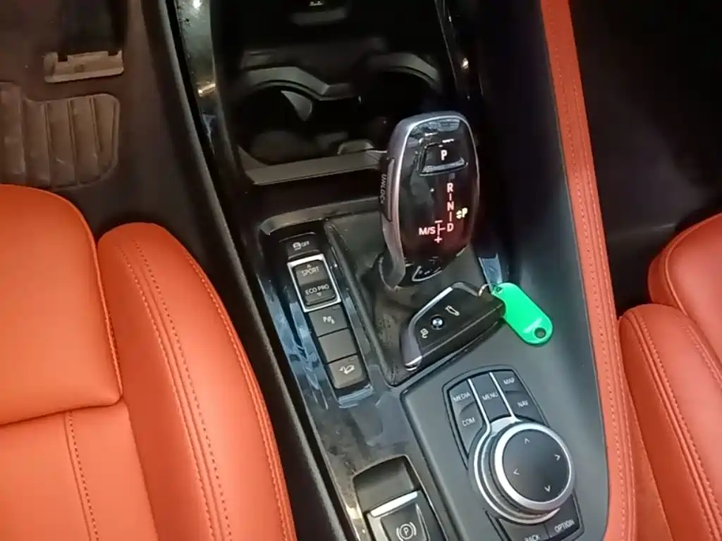 BMW X2 2020 — фото 14