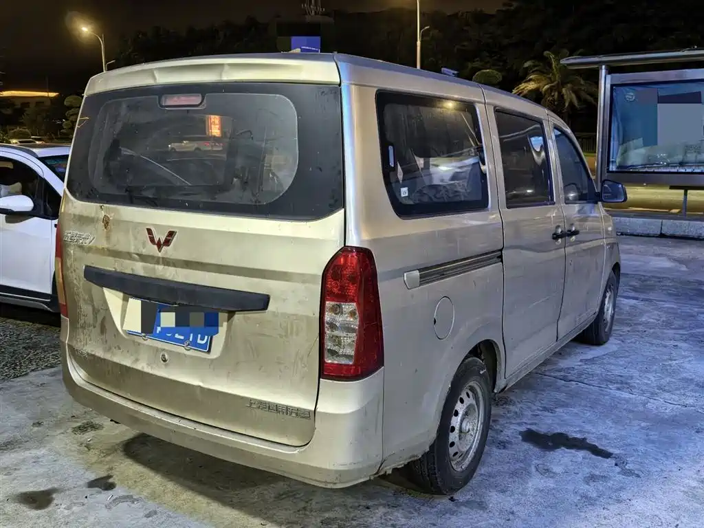 Wuling Rongguang V 2018 — фото 5
