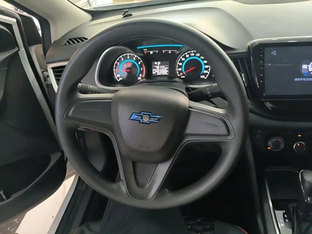 Chevrolet Cavalier 2018 — фото 11